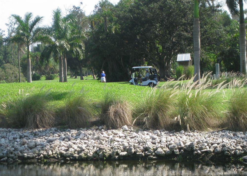Hollywood Beach Golf Resort Exterior foto